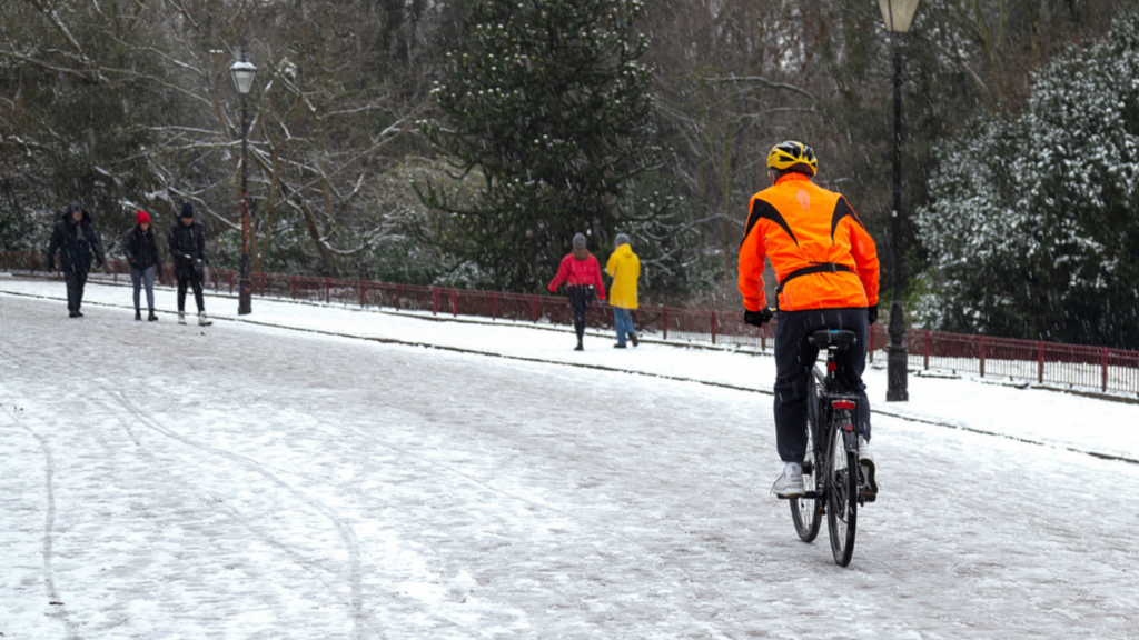 Tips For Cycling in Different Weather Conditions